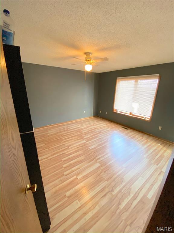 COTTONWOOD VILLAGE - Residential Lease