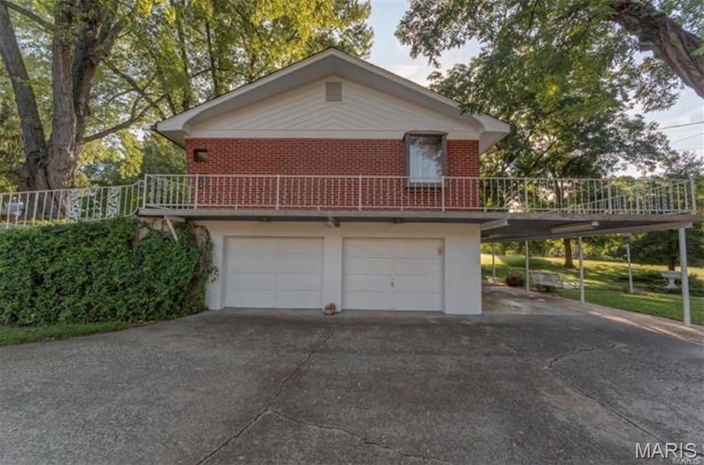 DORCHESTER VILLAGE - Residential Lease