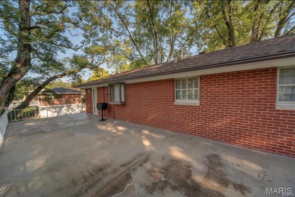 DORCHESTER VILLAGE - Residential Lease
