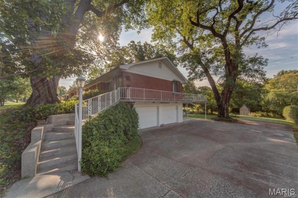 DORCHESTER VILLAGE - Residential Lease