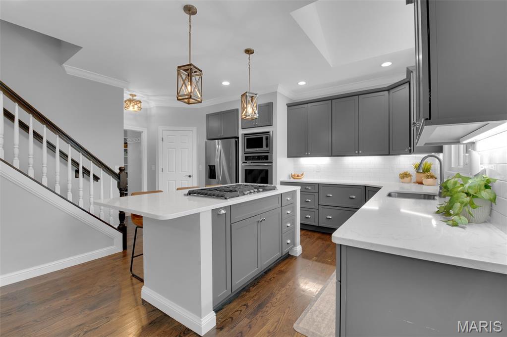 Highlands Of Chesterfield Highland - Residential