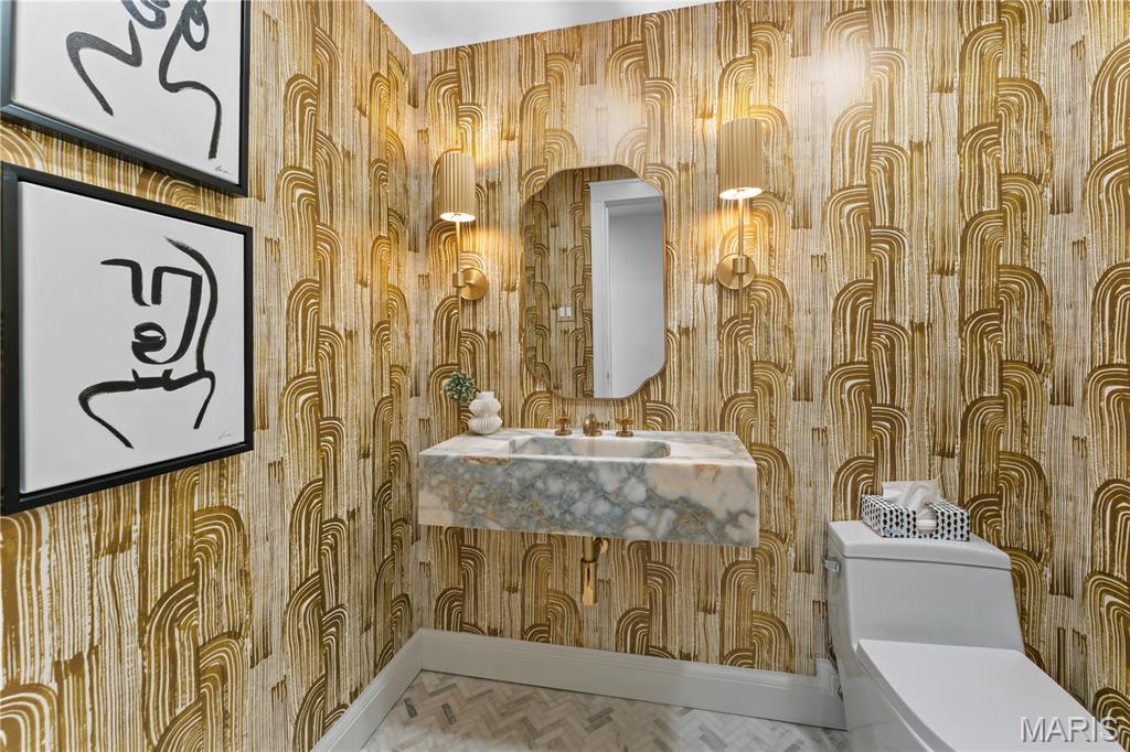 Oxford Condo - Residential