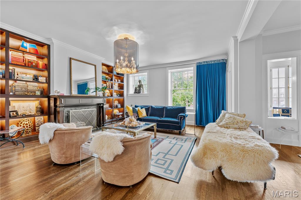 Oxford Condo - Residential