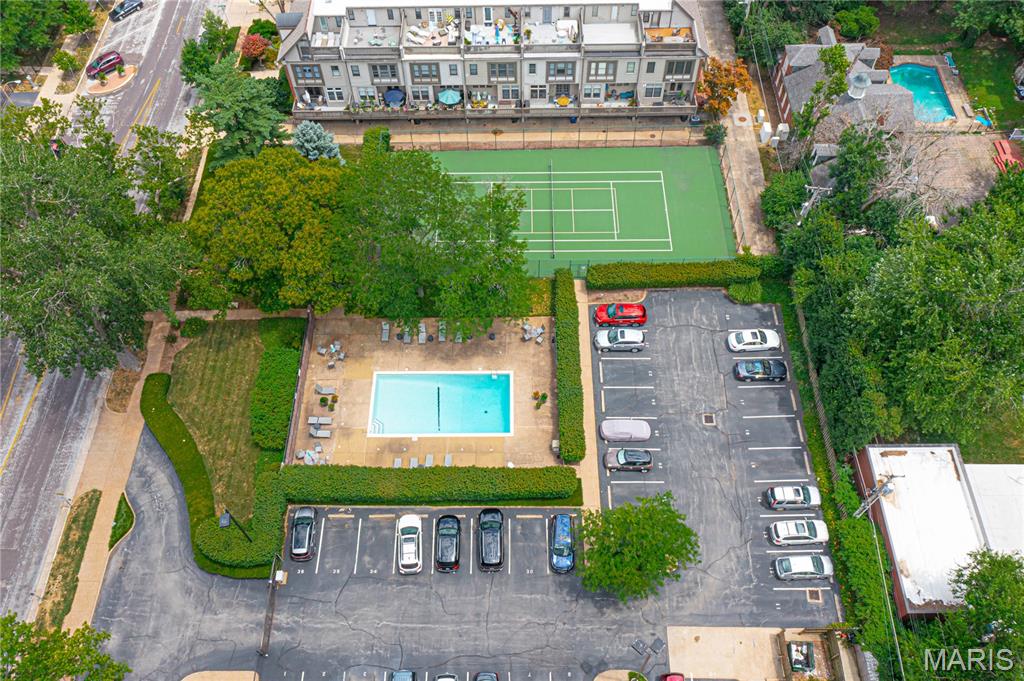 Oxford Condo - Residential