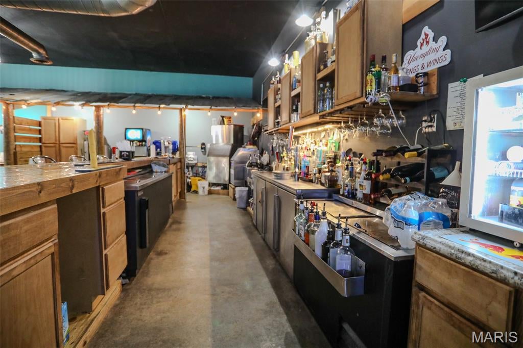 none - Commercial Sale