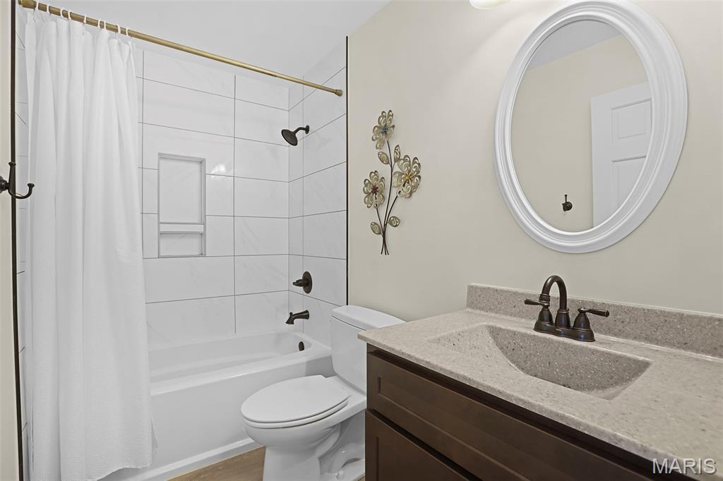 Hunters Pointe - Residential