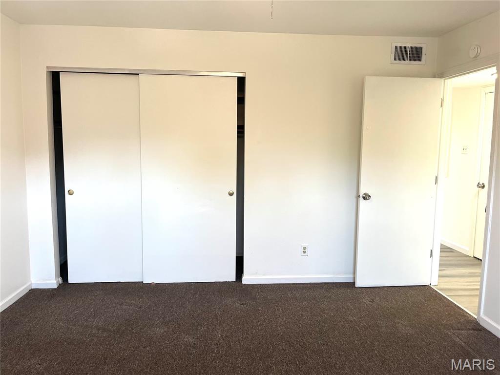 Colonial Woods Condo - Residential