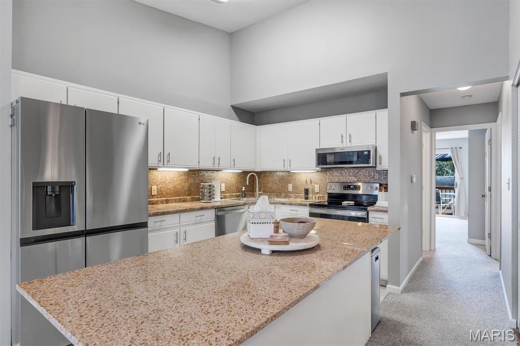 Brentwood Forest Condo Ph Eight - Residential