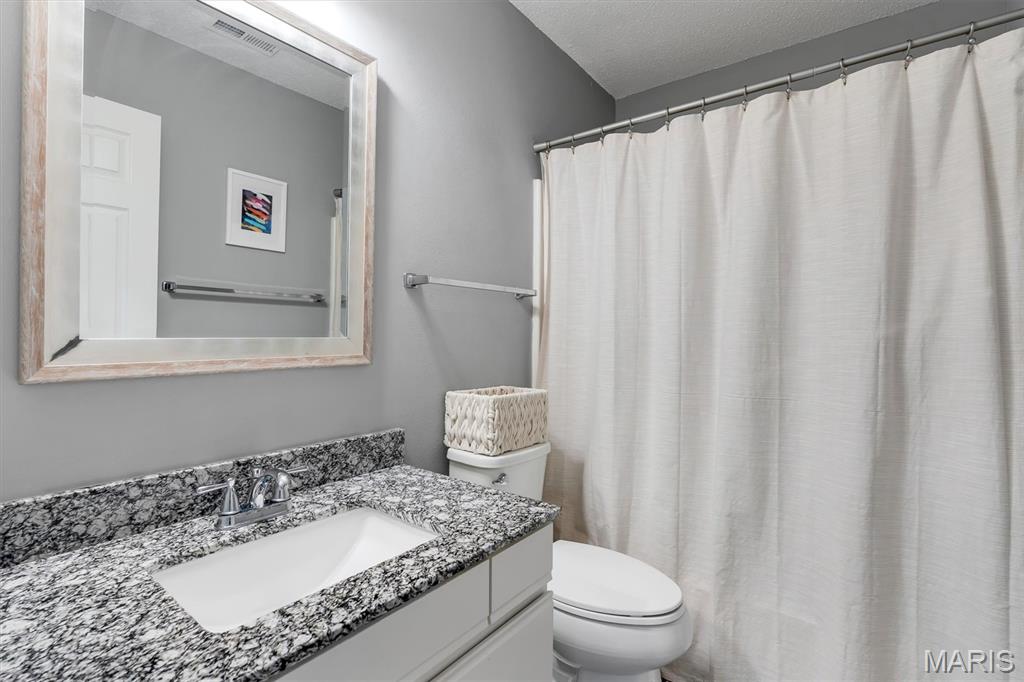 Brentwood Forest Condo Ph Eight - Residential