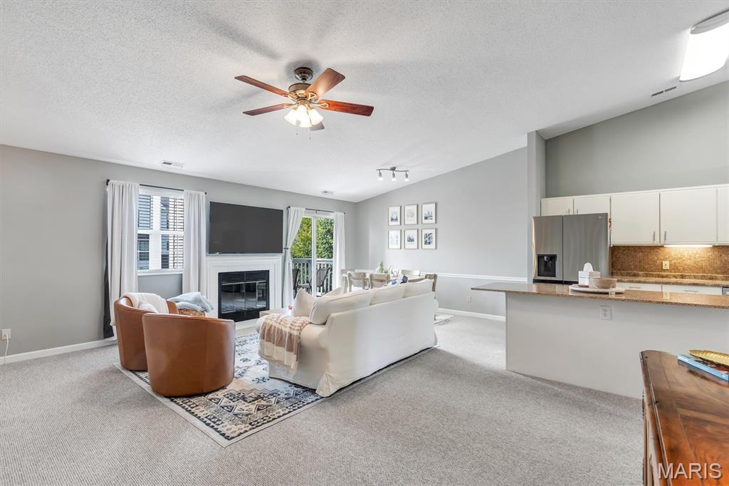 Brentwood Forest Condo Ph Eight - Residential