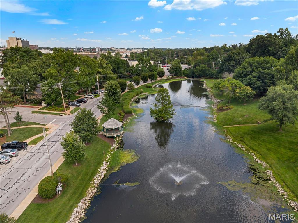 Brentwood Forest Condo Ph Eight - Residential