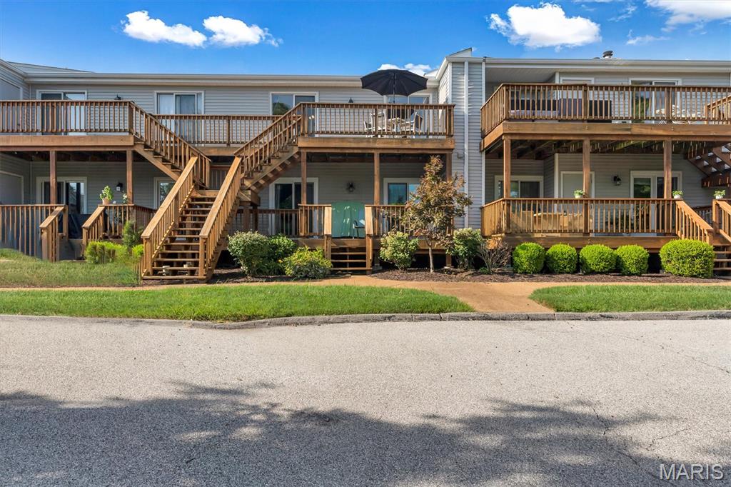 Brentwood Forest Condo Ph Eight - Residential