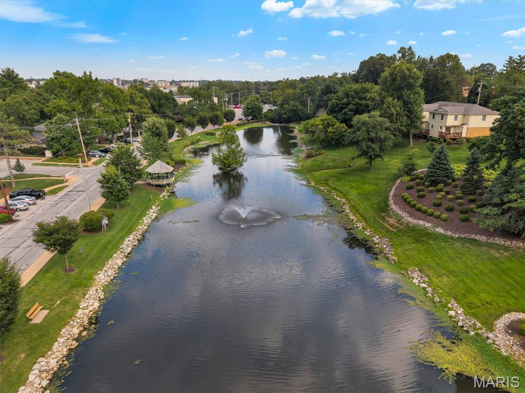 Brentwood Forest Condo Ph Eight - Residential