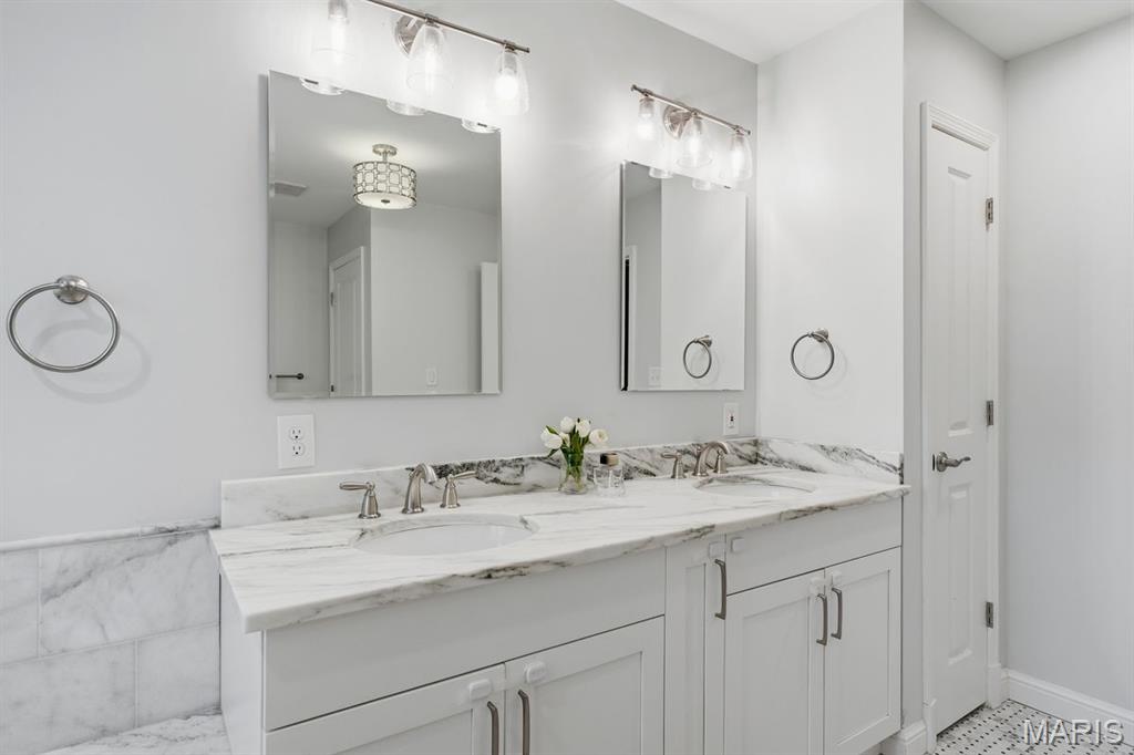 Warson Woods - Residential