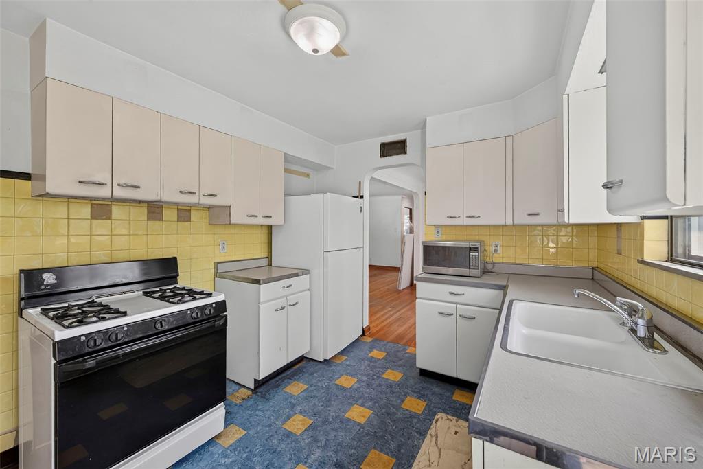 Woodside 1st Add - Residential