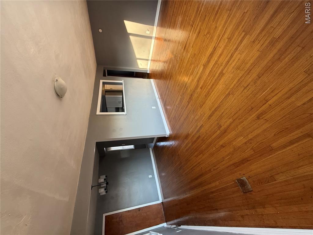 Belle Crest - Residential