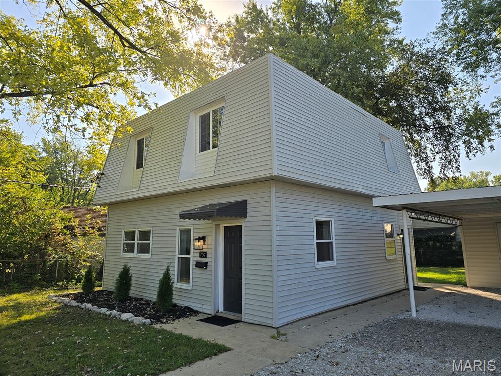 Welcome to your dream home! This charming 3-bedroom, 2-bathroom house is the perfect opportunity for buyers looking for a move-in ready space. The home boasts a bright, open floor plan with high ceilings that create an inviting, spacious feel throughout. Recently updated, it has passed all city code inspections, so you can rest easy knowing everything is approved. The home features a brand new roof and electrical service, both installed in 2025, ensuring long-lasting peace of mind.

This all-electric home includes a stove and refrigerator, with space already designated for a dishwasher next to the kitchen sink – making it easy to add your own personal touch. The two-car carport comes with built-in storage, offering both convenience and extra space for your belongings. Step outside to enjoy a large, flat yard – perfect for play, gardening, or relaxing. You’ll also love the covered back patio, ideal for outdoor dining, entertaining, or just unwinding after a long day.

And the location? It’s just a short drive to Scott Air Force Base, so you’ll have a quick commute to work along with easy access to shopping, dining, and more.

Perfect for anyone looking for a ready-to-move-in home, this property is ideal for starting your homeownership journey. Don’t miss the chance to see it – schedule a tour today!
