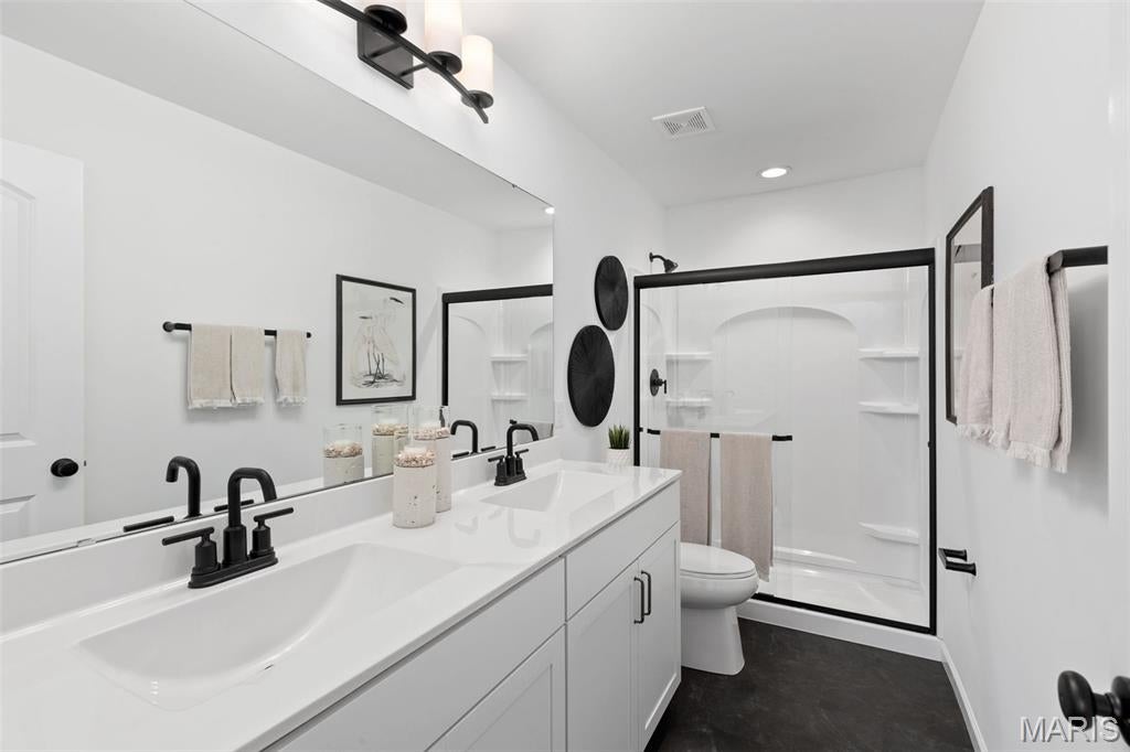 Walnut Hills - Residential