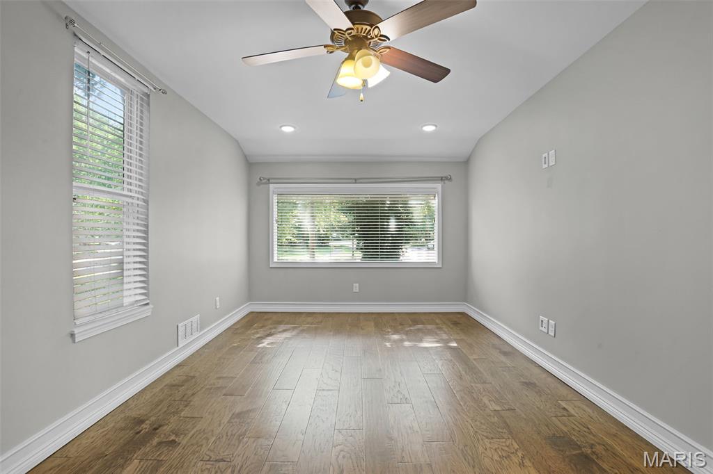 Le Claire Add - Residential