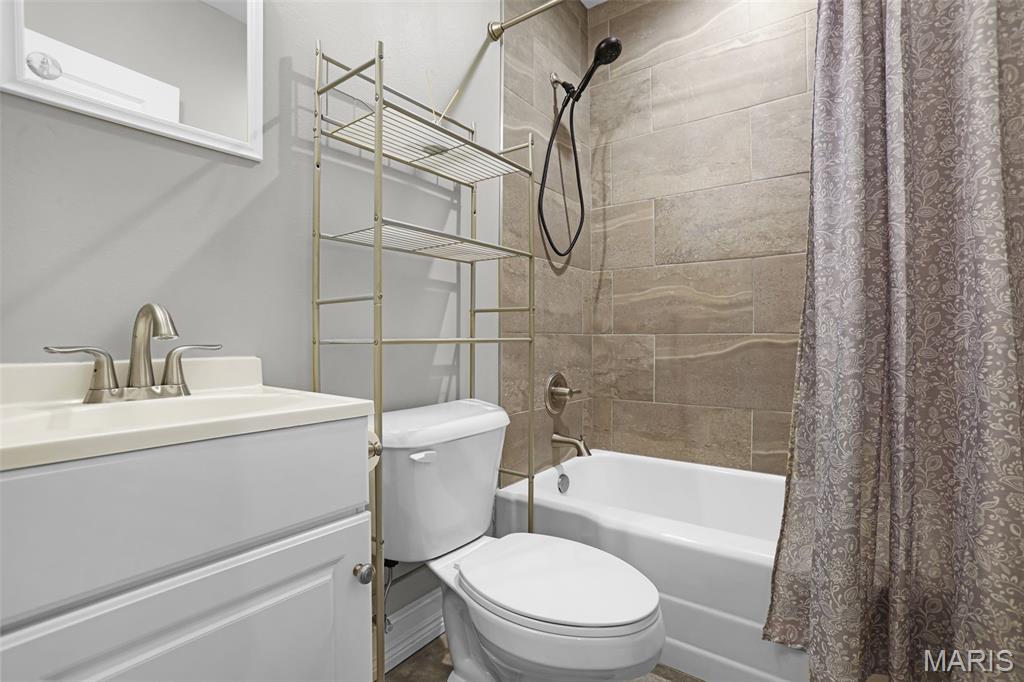 Le Claire Add - Residential