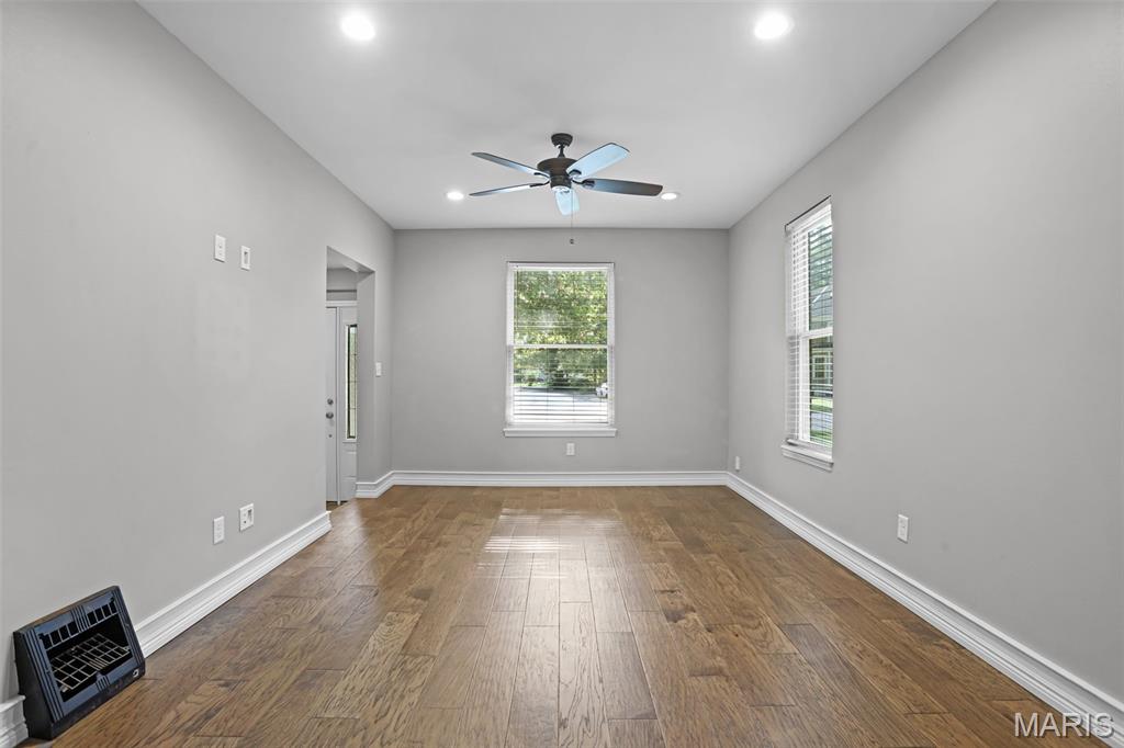 Le Claire Add - Residential