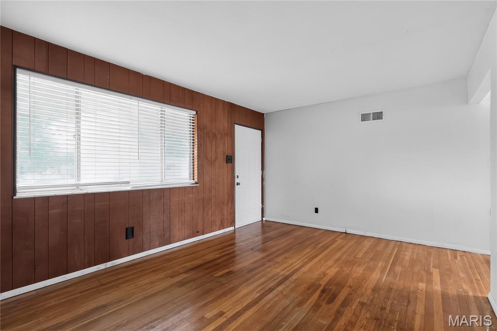 Nelda Park 3 - Residential