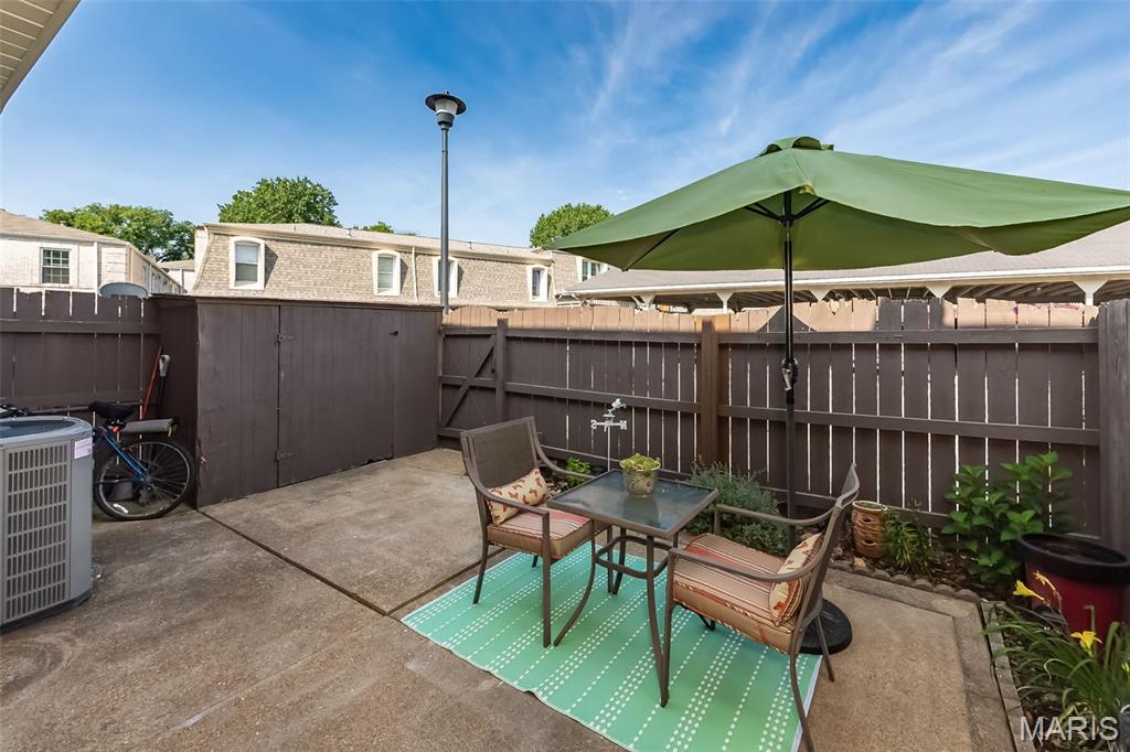 Chateau De Ville Condo Sec - Residential