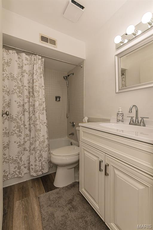 Chateau De Ville Condo Sec - Residential
