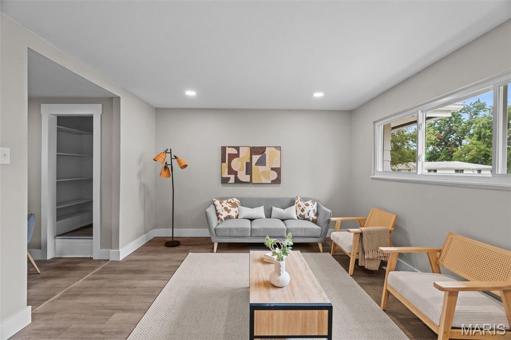 Francisca Add - Residential