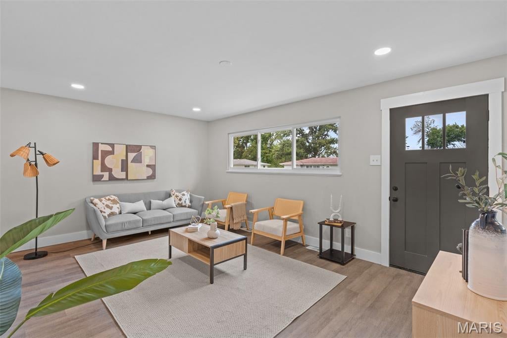 Francisca Add - Residential