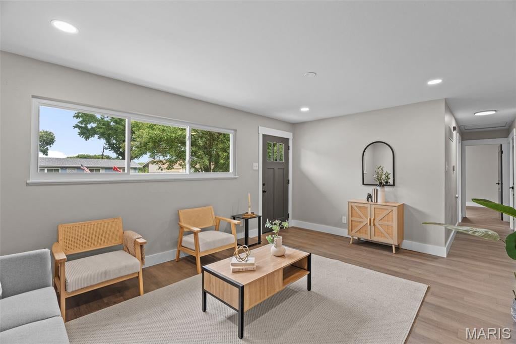 Francisca Add - Residential