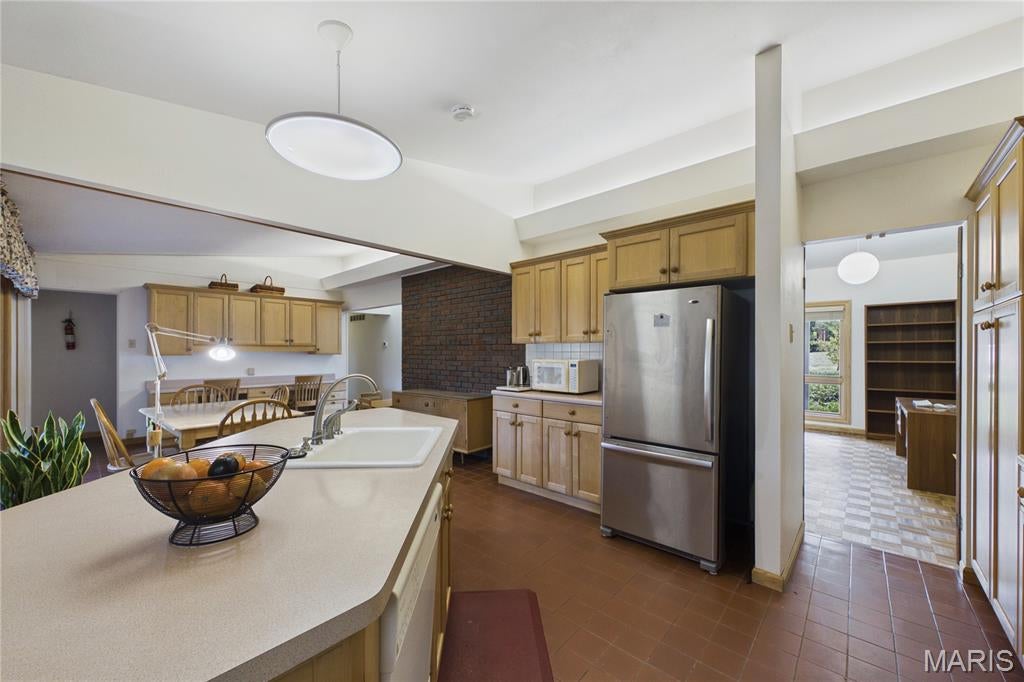 Indian Meadows 1 - Residential
