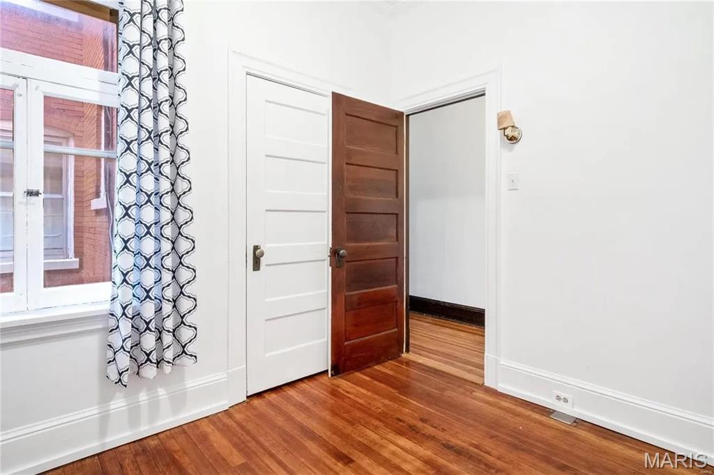 Switzer Add - Residential Income