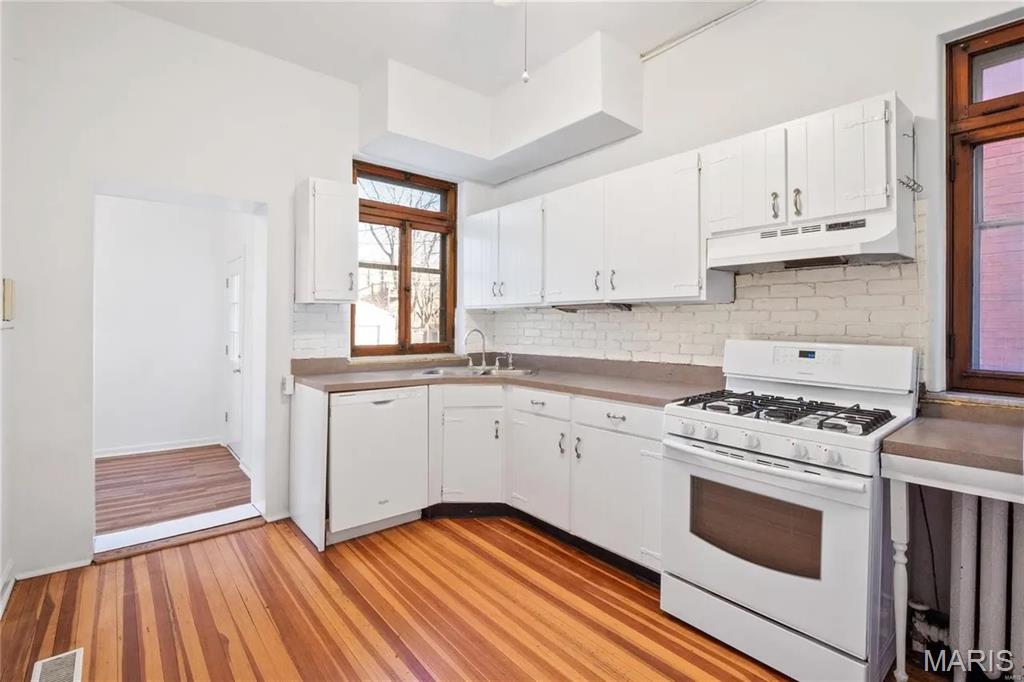 Switzer Add - Residential Income