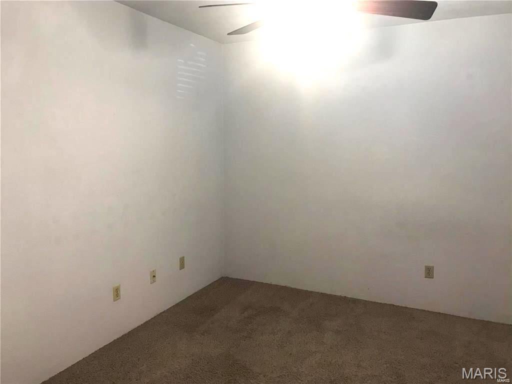 CHATEAU WOODS - Residential Lease