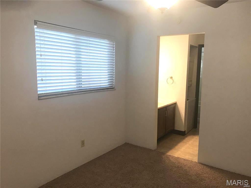 CHATEAU WOODS - Residential Lease