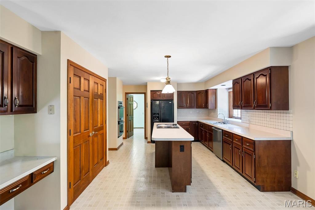 Eagle Glen Estates - Residential