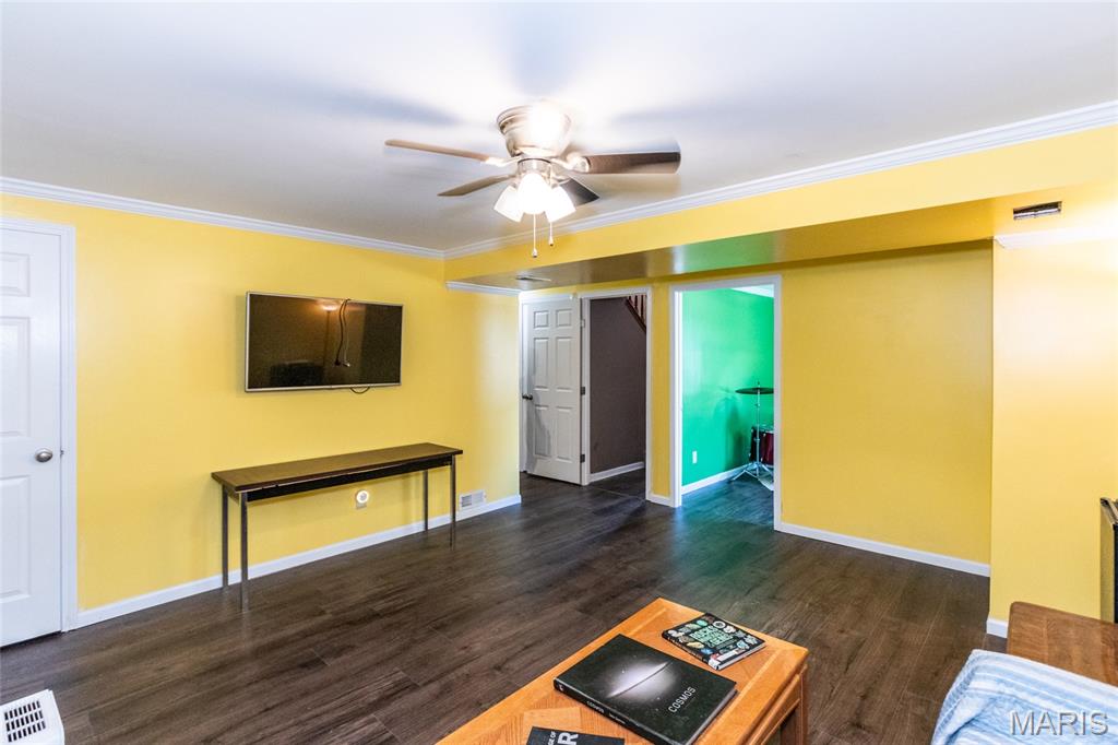 Lynnbrook #3 - Residential