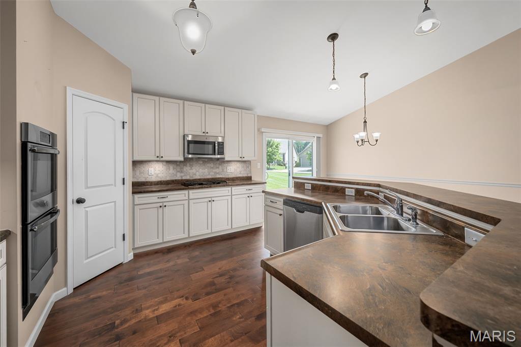 Arbors Of Rockwood One The - Residential