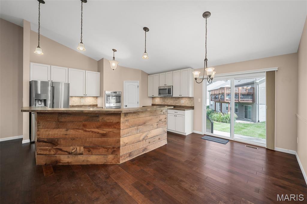 Arbors Of Rockwood One The - Residential