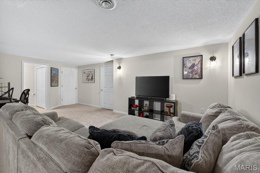 Hunters Crossing - Residential