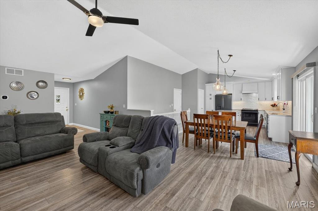 Hunters Crossing - Residential