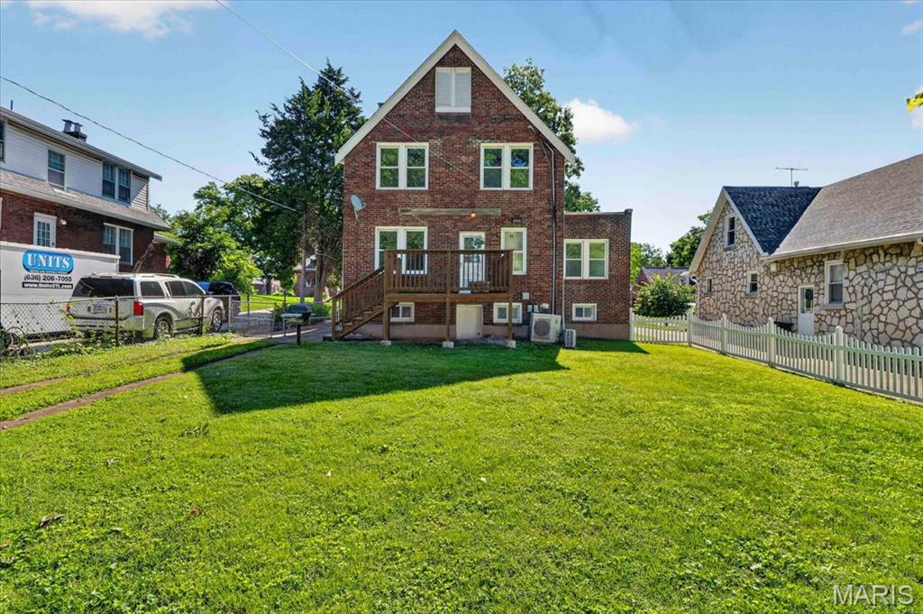 Country Club Add To Normandy Park - Residential