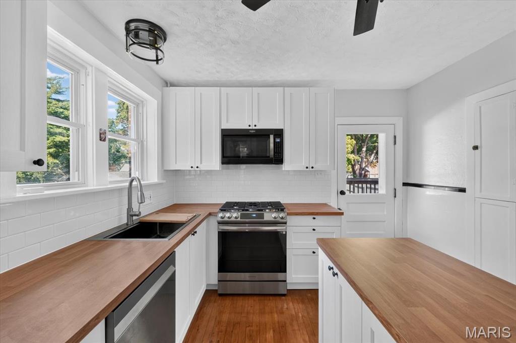Country Club Add To Normandy Park - Residential