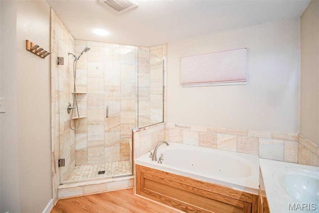 Lakes Estates The - Residential Lease