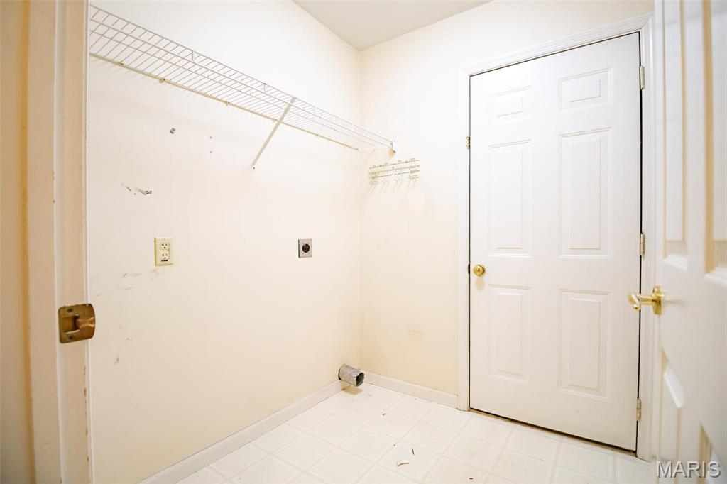 Lakes Estates The - Residential Lease