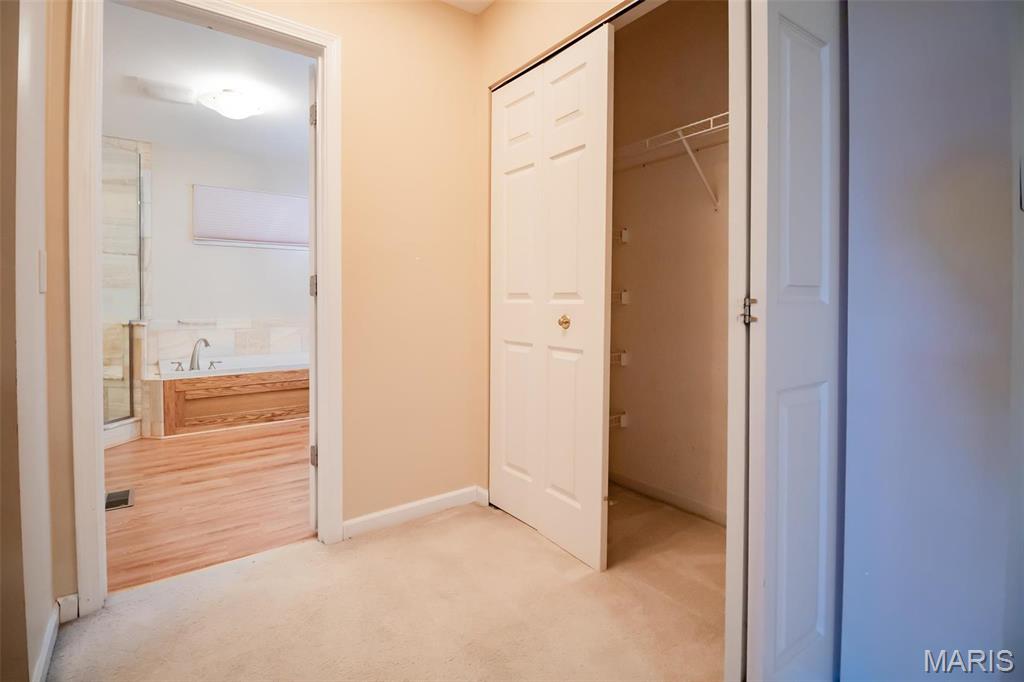 Lakes Estates The - Residential Lease