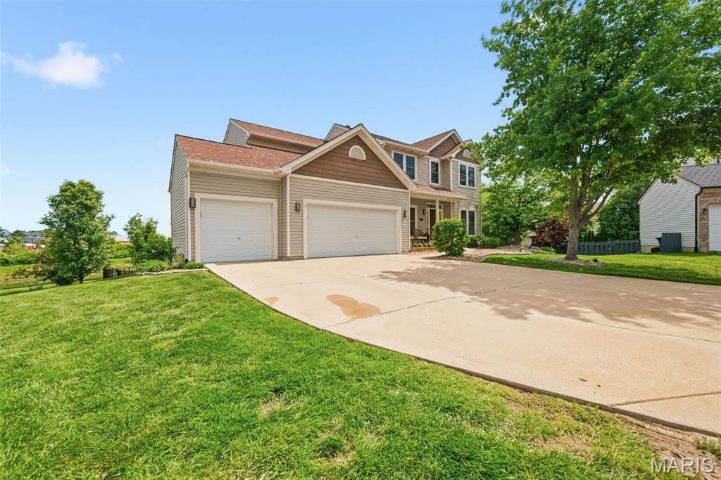 The Manors At Glenbrook - Residential