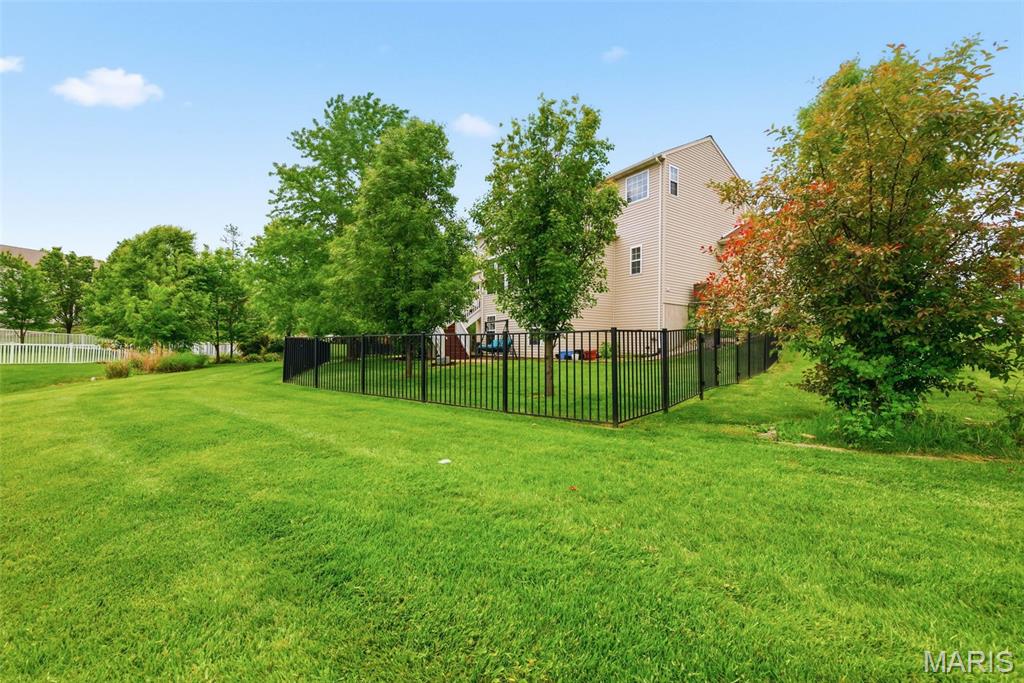 The Manors At Glenbrook - Residential