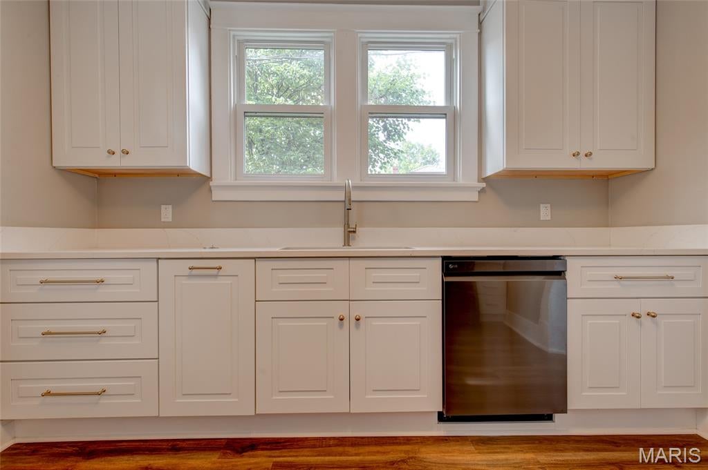 Le Claire Add - Residential